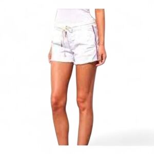 SUNDRY Le Soleil Shorts in White - Size 31
